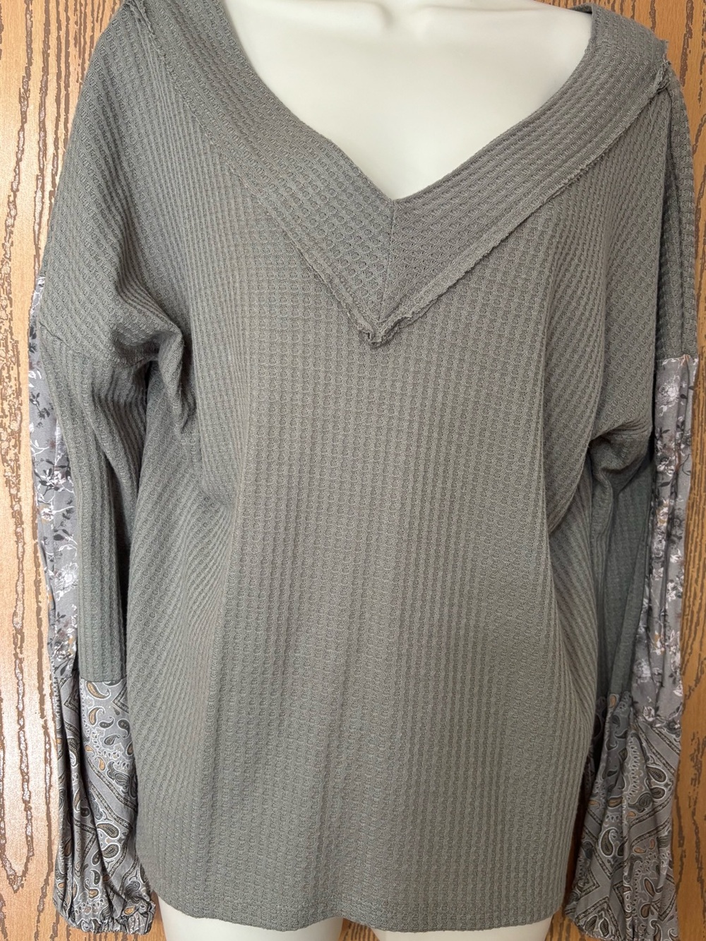 Daytrip Olive Gray Waffle V-Neck Top with Paisley Sleeve Panels